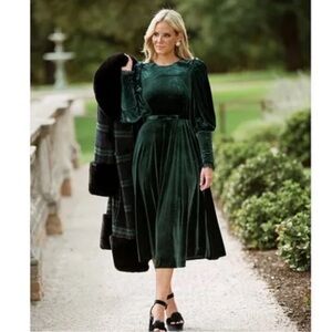 Antonio Melani x Nicola Bathie Helen Stretch Velvet Jewel Neck Midi Dress.